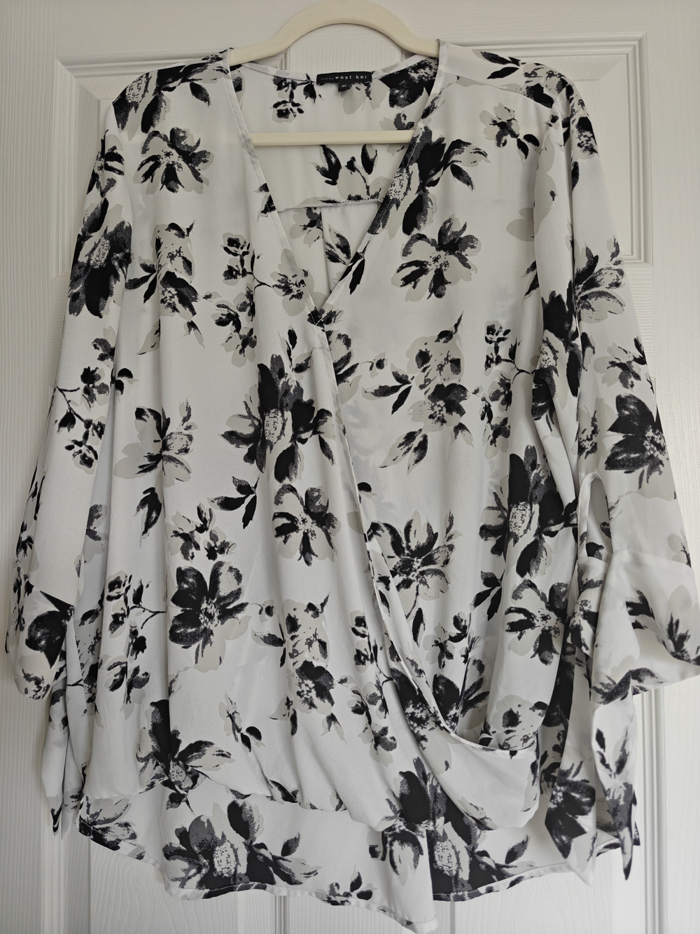 West Kei Black and White Floral Surplice Blouse